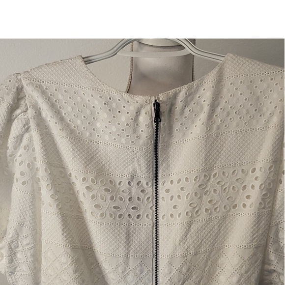 ALICE + OLIVIA PLUNGE NECKLINE ROMPER - Picture 8 of 8